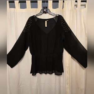 #347 Sheer sleeve studded shoulder tunic top